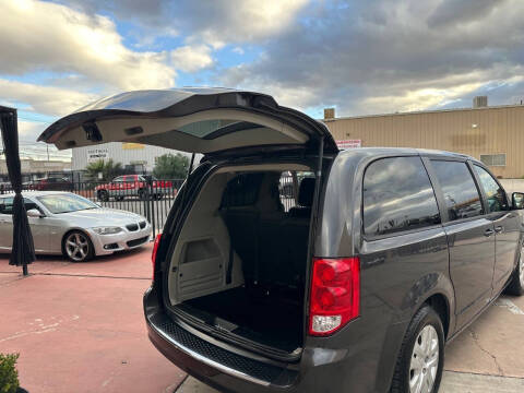 2018 Dodge Grand Caravan SE
