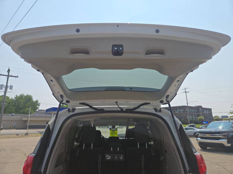 2017 Chrysler Pacifica LX