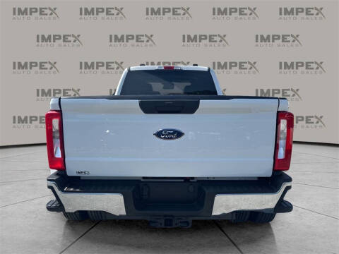 2023 Ford F-350 Super Duty XLT