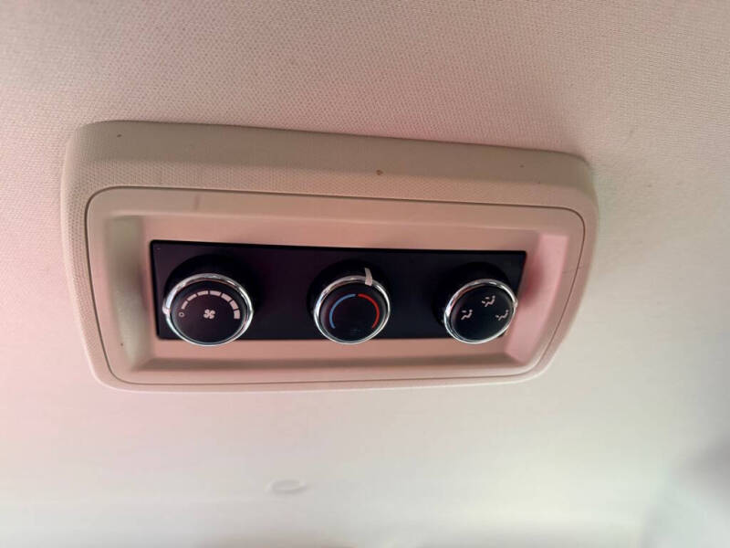 2013 Dodge Grand Caravan American Value Package