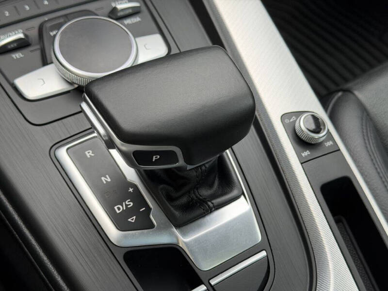 2017 Audi A4 2.0T quattro Premium Plus