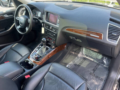 2012 Audi Q5 2.0T quattro Premium Plus