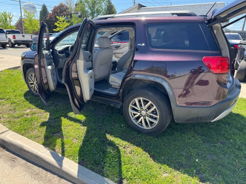 2017 GMC Acadia SLE-2