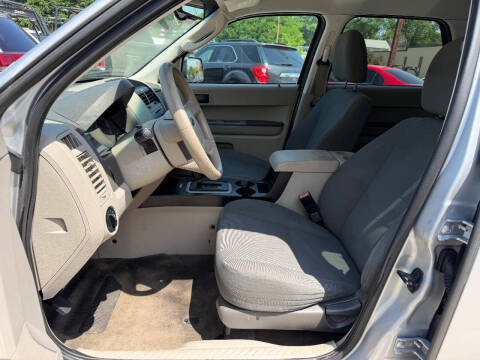 2010 Ford Escape XLS