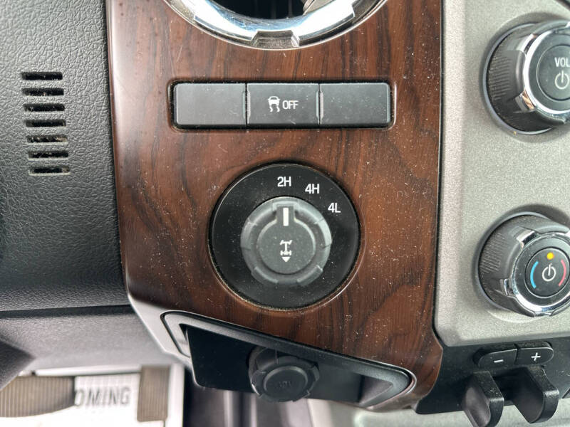 2014 Ford F-350 Super Duty Lariat