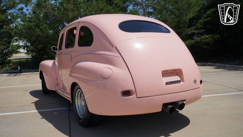1947 Ford Customline