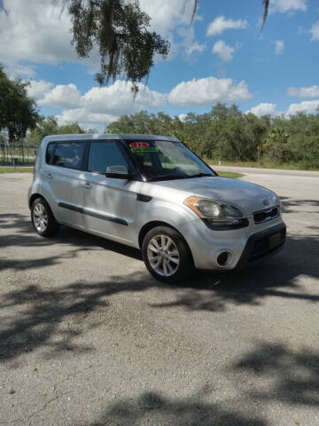 2012 Kia Soul +