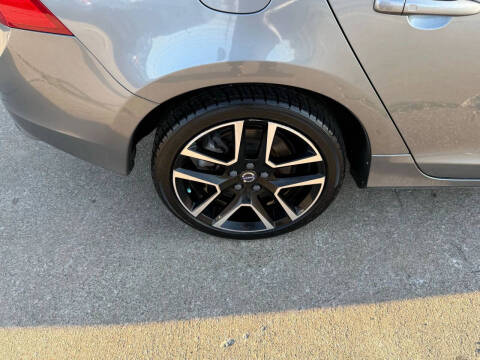 2018 Volvo S60 T5 Dynamic