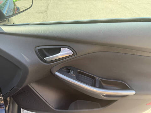 2012 Ford Focus Titanium