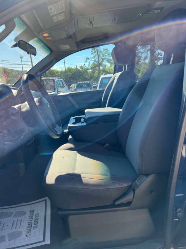 2006 Nissan Titan XE FFV