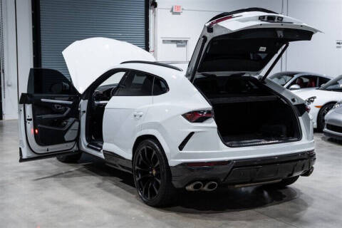 2022 Lamborghini Urus