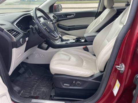 2017 Ford Edge Titanium