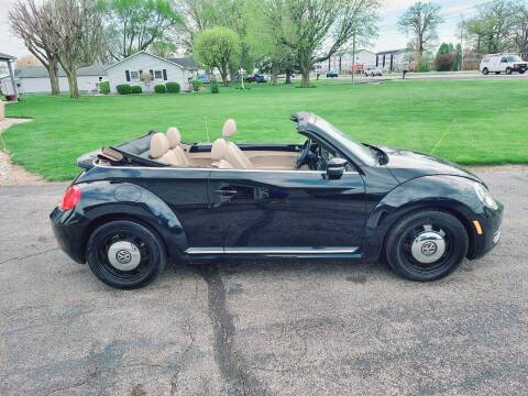2014 Volkswagen Beetle Convertible for sale at CALDERONE CAR & TRUCK in Whiteland IN