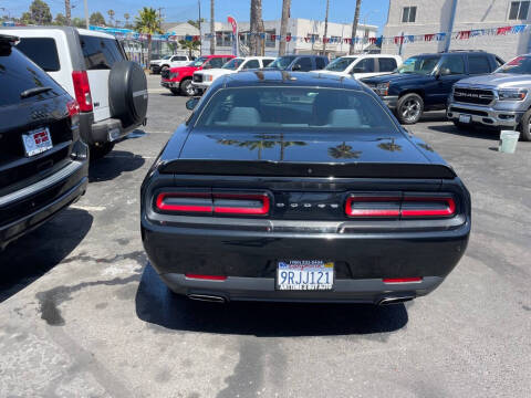 2019 Dodge Challenger SXT