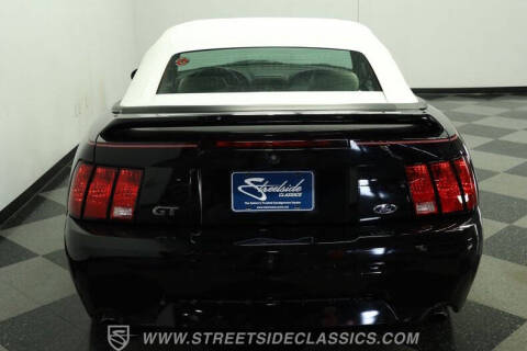 2000 Ford Mustang GT