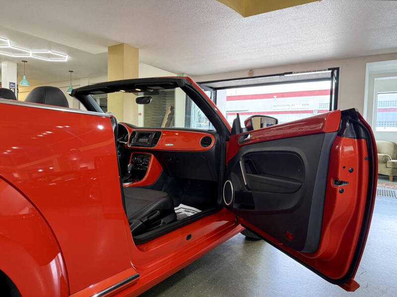 2019 Volkswagen Beetle Convertible 2.0T S