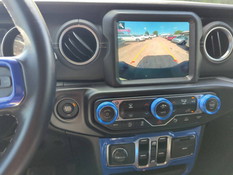 2021 Jeep Gladiator Overland