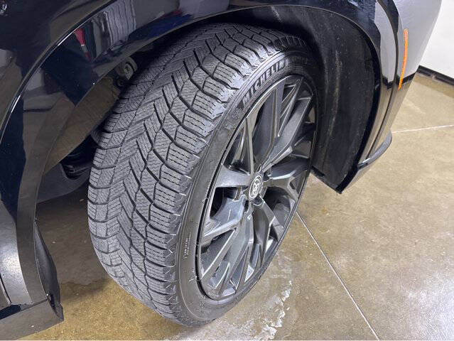 2025 Toyota Crown Signia Limited