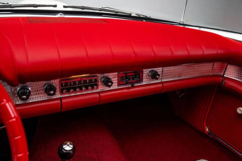 1957 Ford Thunderbird