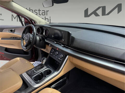 2023 Kia Carnival