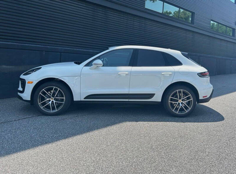 2026 Porsche Macan