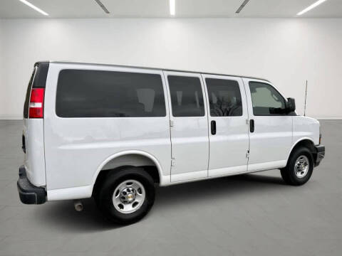 2025 Chevrolet Express LT 2500