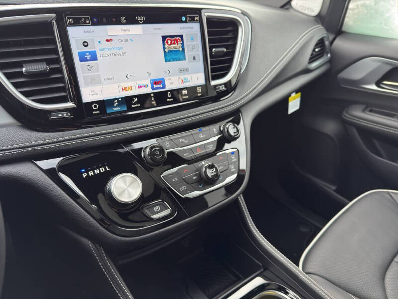 2026 Chrysler Pacifica Limited