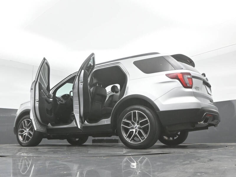 2016 Ford Explorer Sport