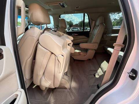 2017 Cadillac Escalade Premium Luxury