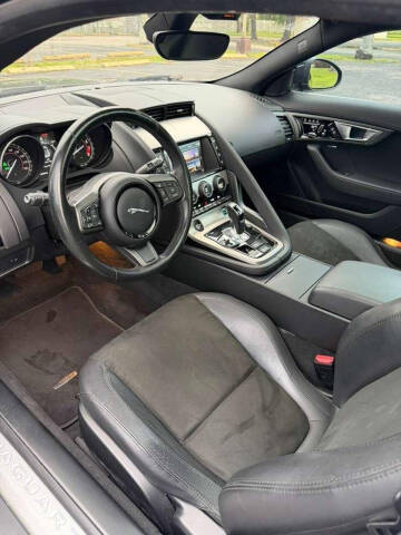 2017 Jaguar F-TYPE Premium