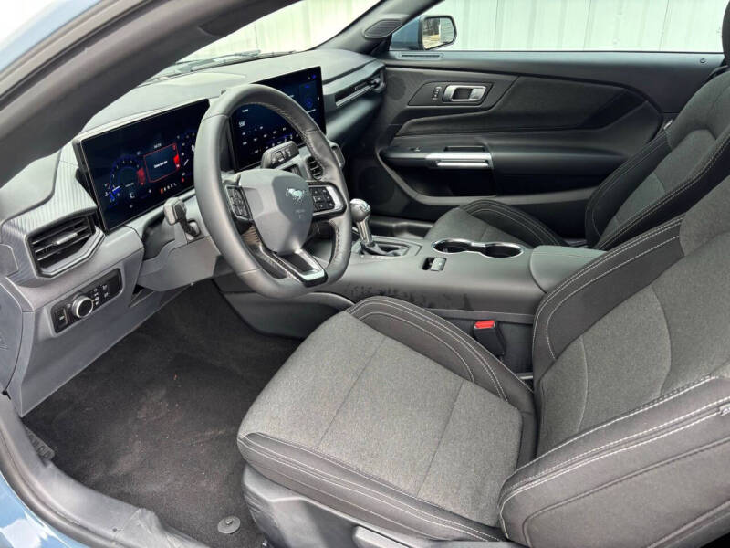 2025 Ford Mustang EcoBoost