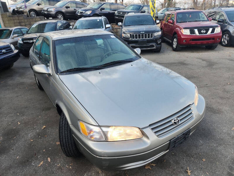 1998 Toyota Camry XLE photo 6