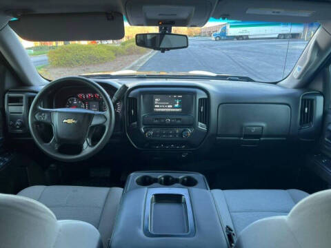 2018 Chevrolet Silverado 1500 Custom