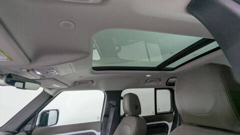 2020 Land Rover Defender 110 S