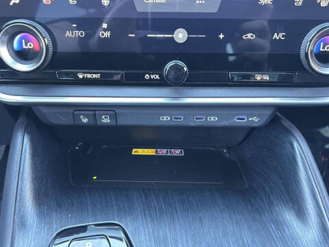 2023 Lexus RZ 450e Luxury