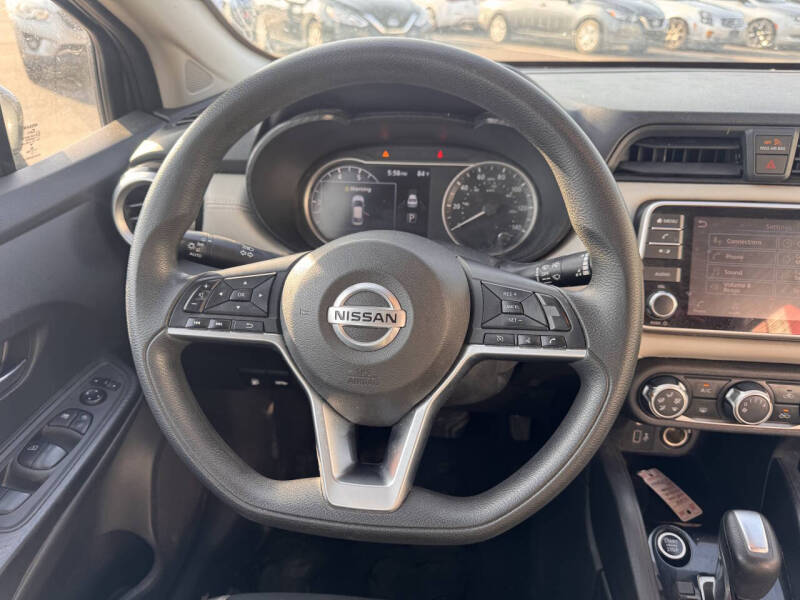 2020 Nissan Versa SV