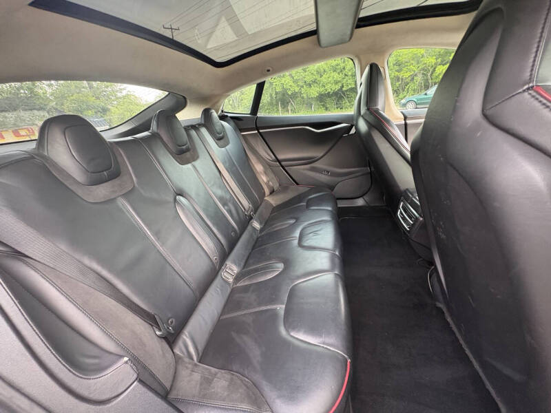 2013 Tesla Model S Performance