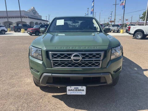 2022 Nissan Frontier SV
