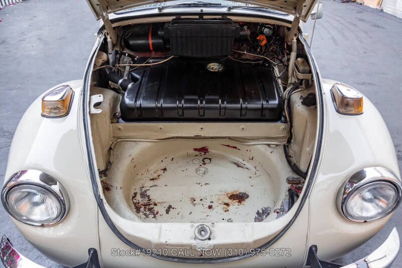 1971 Volkswagen Super Beetle