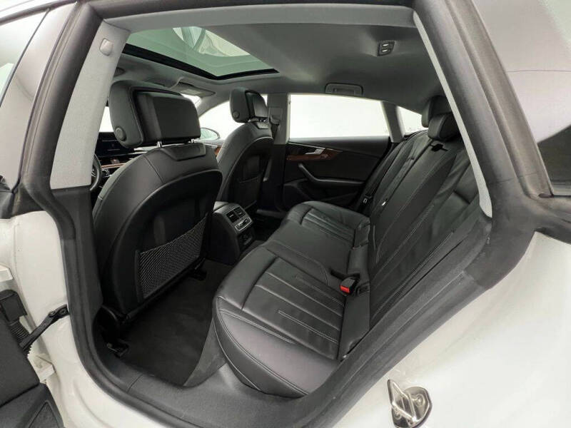 2022 Audi A5 Sportback quattro Premium 40 TFSI