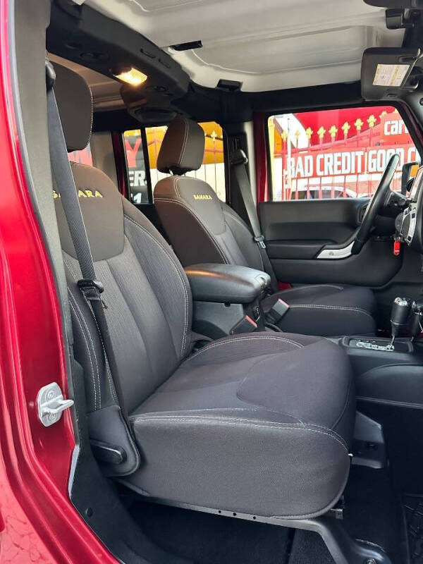 2013 Jeep Wrangler Unlimited Sahara