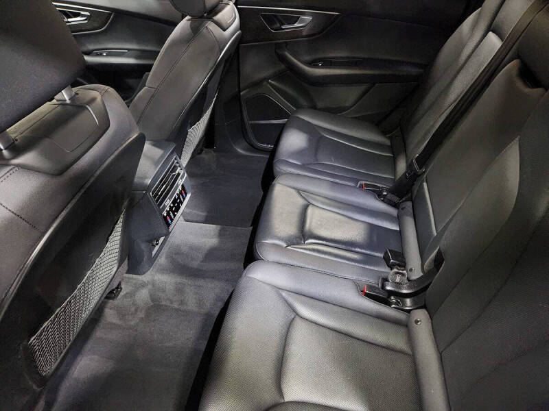 2021 Audi Q7 quattro Premium Plus 45 TFSI