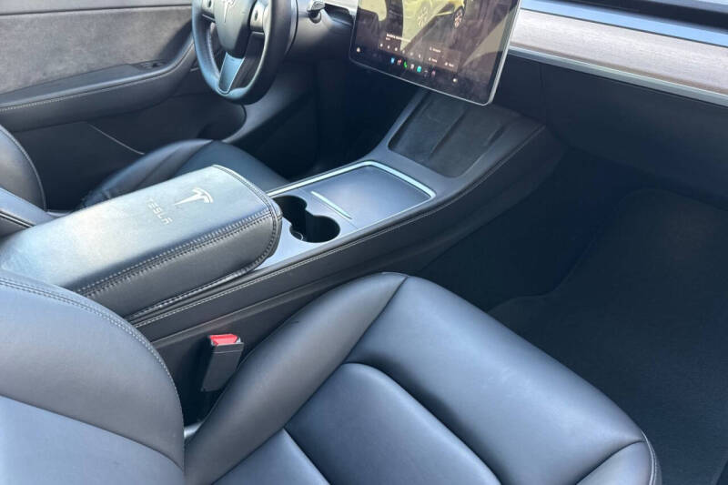 2022 Tesla Model Y Long Range