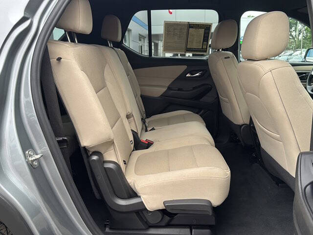 2023 Chevrolet Traverse LS