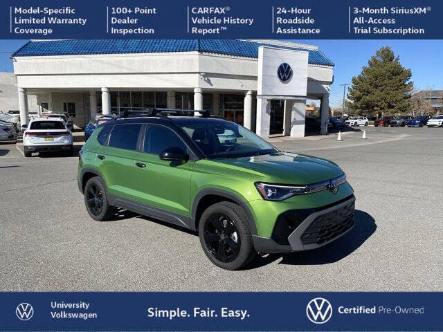 2025 Volkswagen Taos SE Black 4Motion