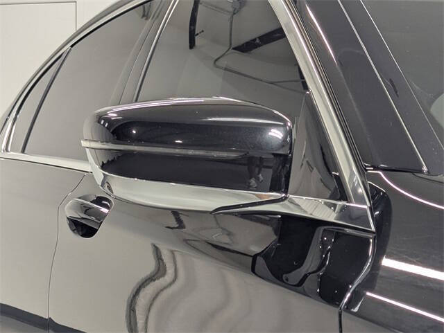 2022 BMW 7 Series 740i