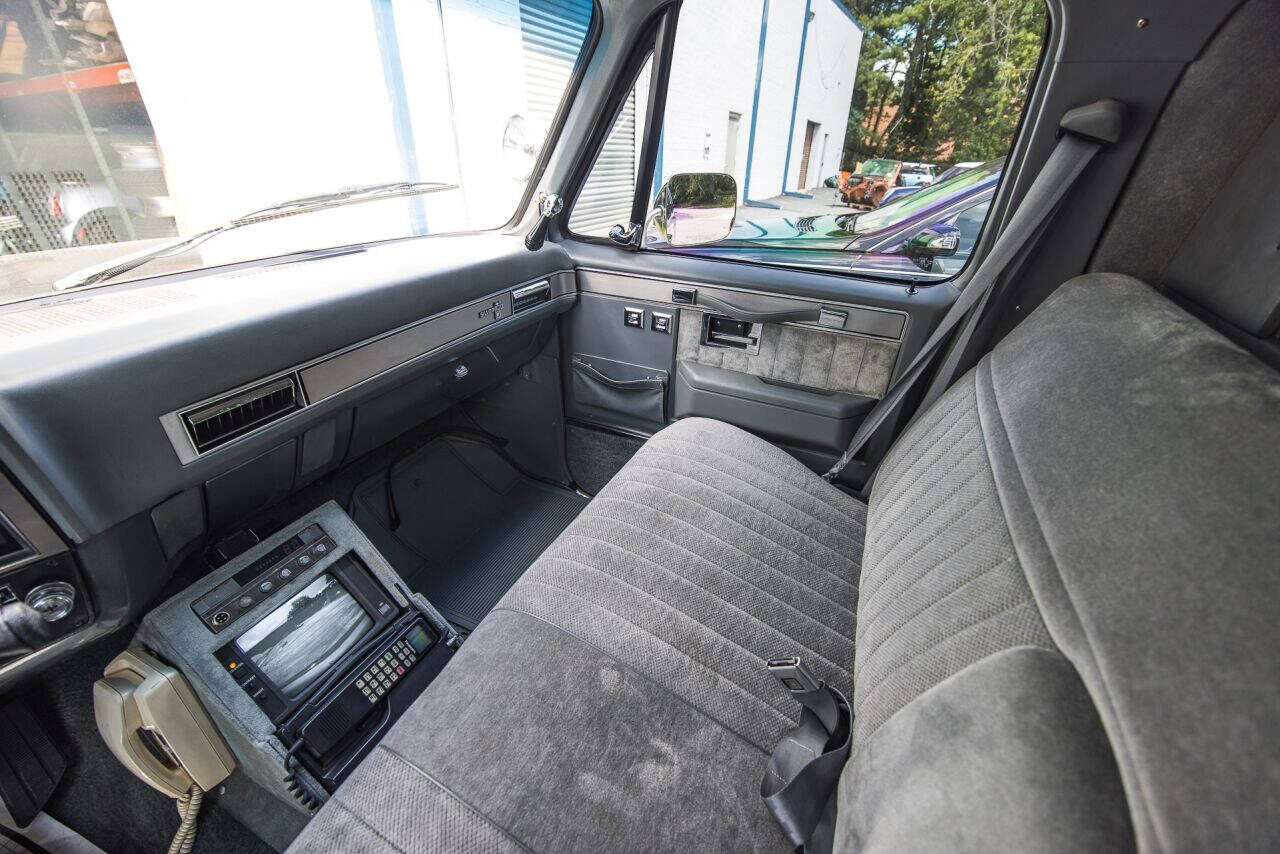 1988 Chevrolet Suburban 83