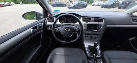 2015 Volkswagen Golf TDI S