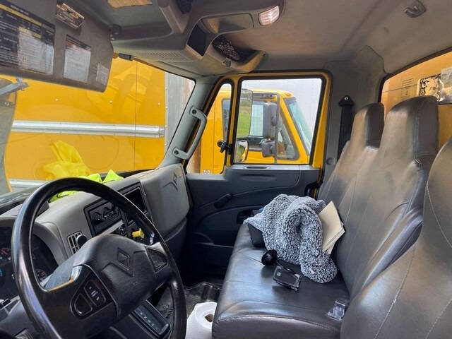 2018 International DuraStar 4300