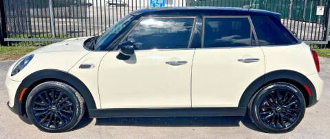 2021 MINI Hardtop 4 Door Cooper